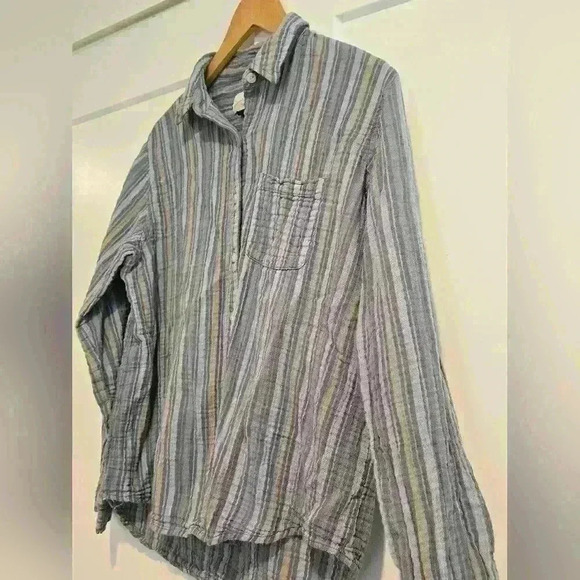Universal Thread Striped Cotton Button-Down Shirt - Picture 8 of 9